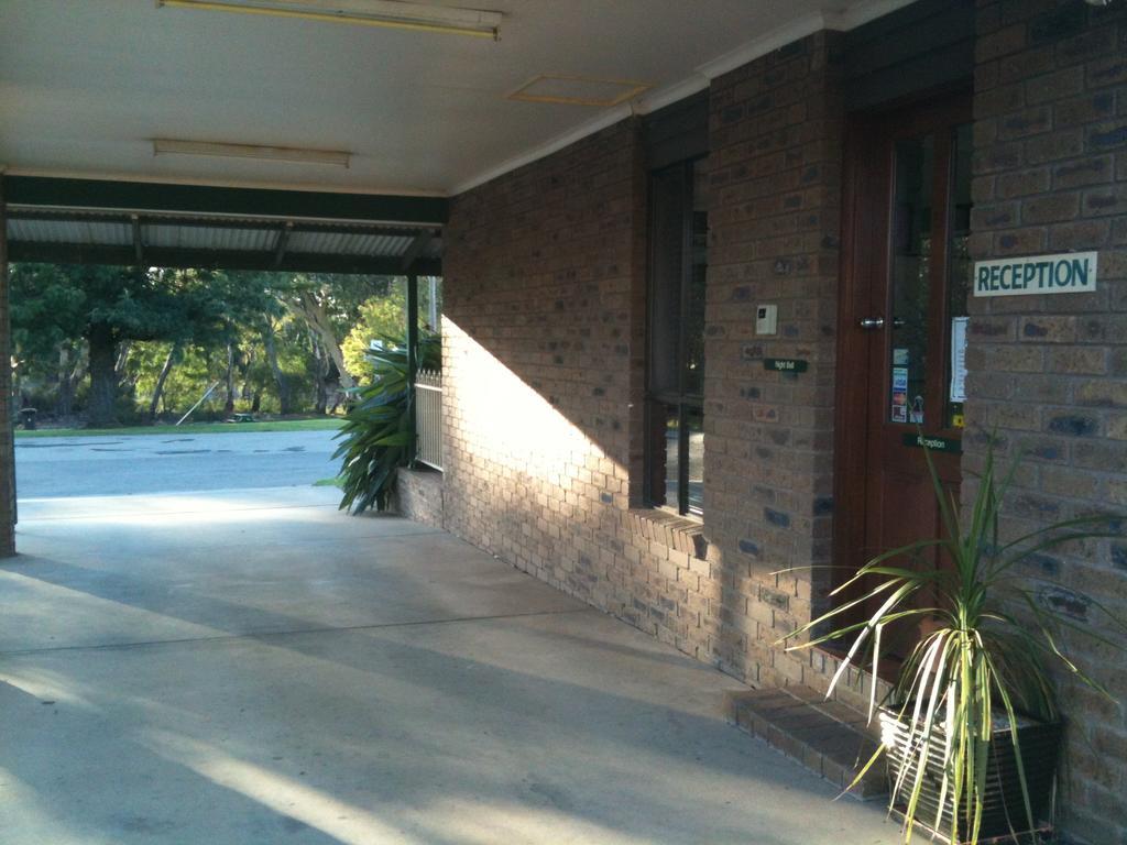 Tooleybuc Motel Ngoại thất bức ảnh